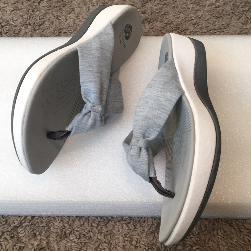 Clarks Cloudsteppers  Sandals